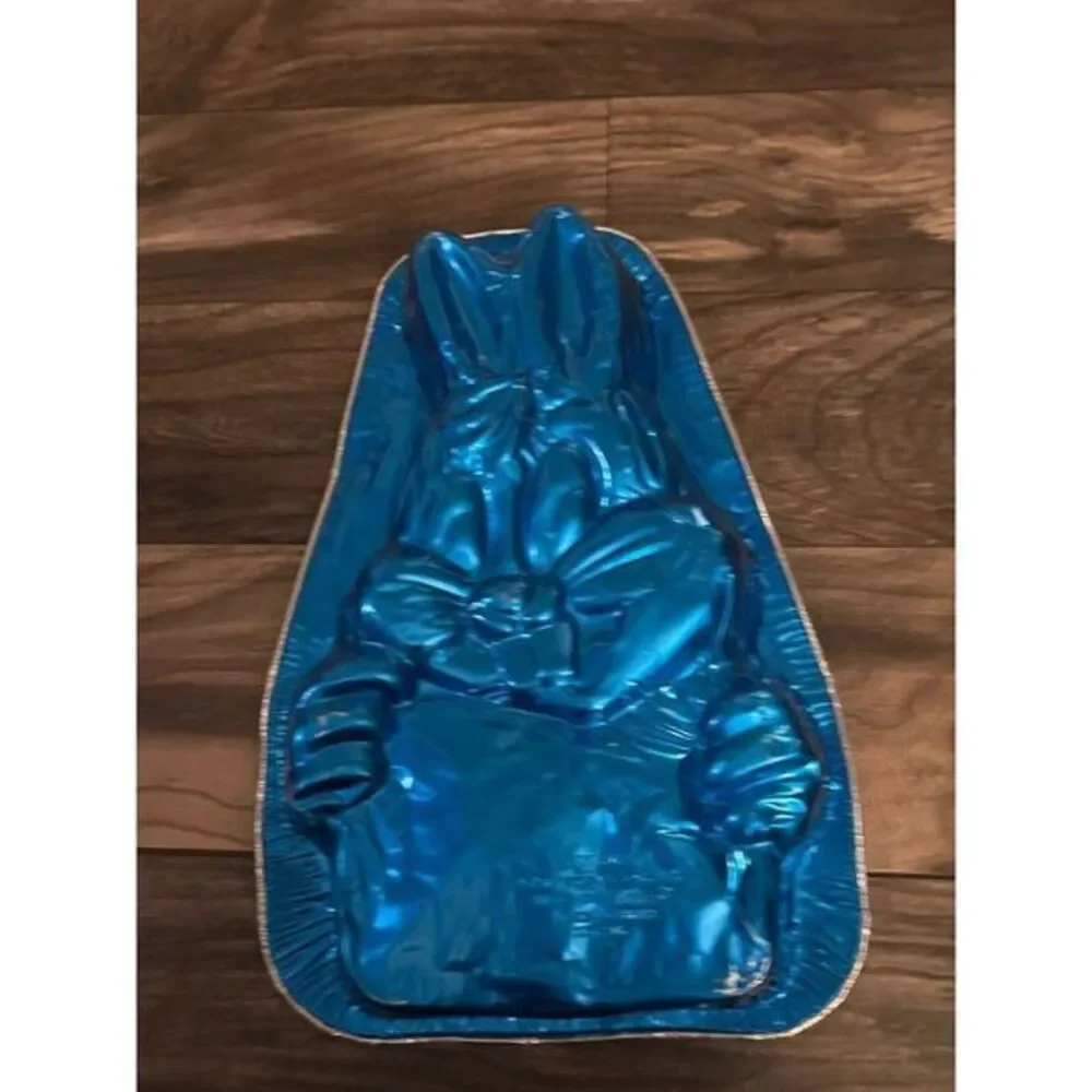 Vintage WILTON Cake Decorating Kit STAR WARS R2D2 And Bugs Bunny Baking Pan 1977